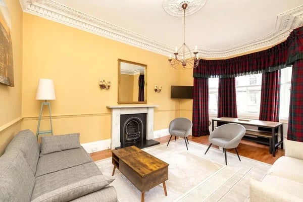 Flat South Clerk Street in City of Edinburgh