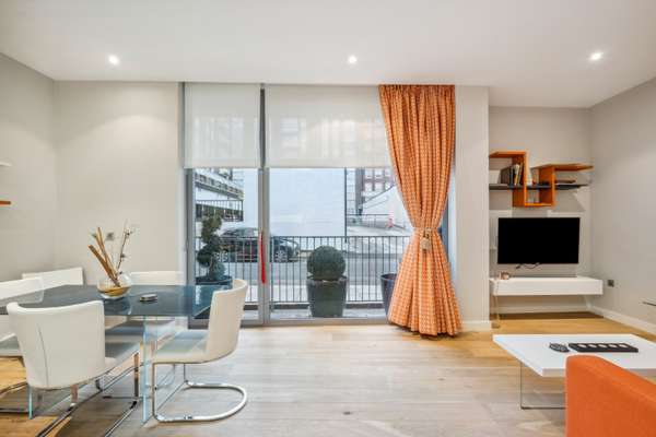 Flat Portman Close in City of Westminster