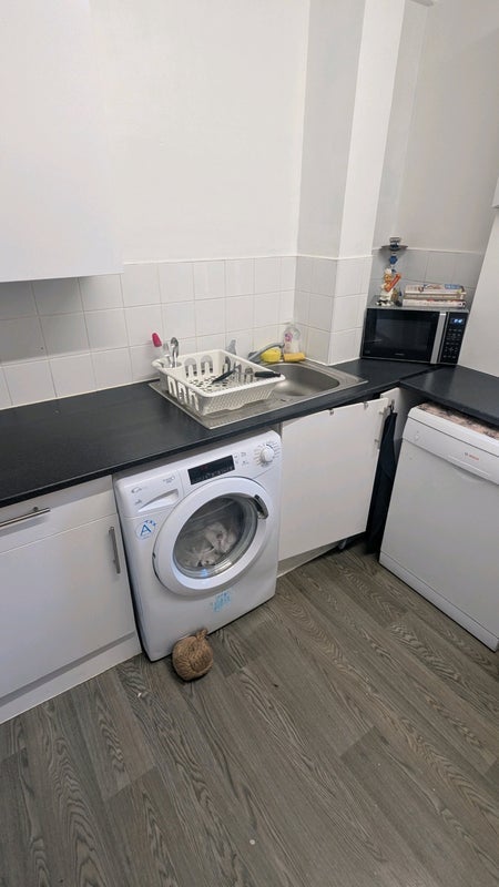 Room Greenman Street in Greater London