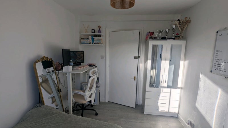 Room Greenman Street in Greater London
