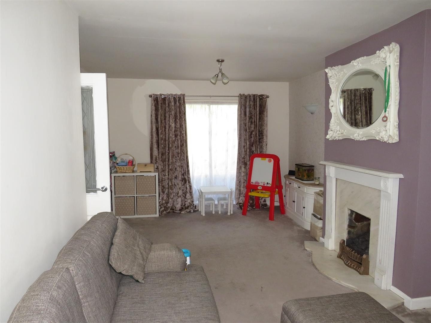 House Meriden Drive in Kingshurst