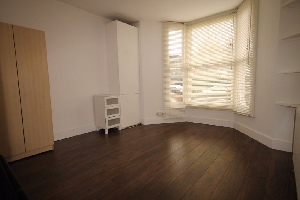 Flat Rectory Road in London