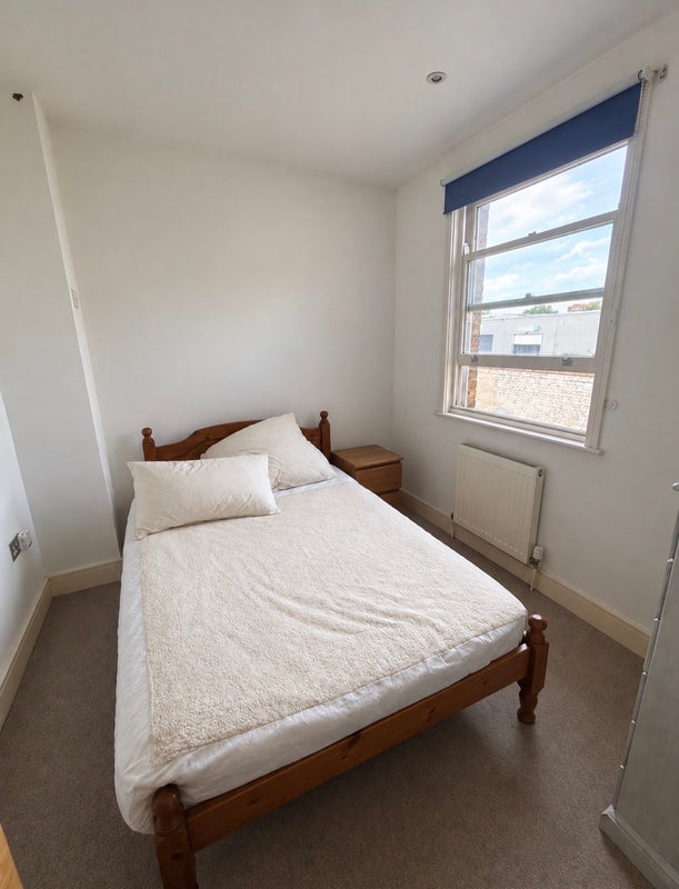 Room Marcia Road in Greater London