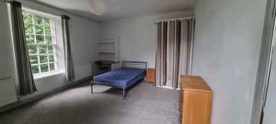 Flat North Grange Road in Leeds