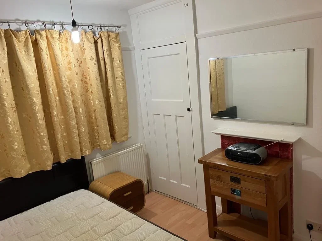 Room Canada Avenue in Greater London