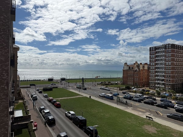 Flat Grand Avenue in Portslade by Sea