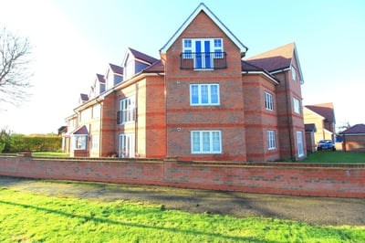 Flat Bargeman Road in Maidenhead