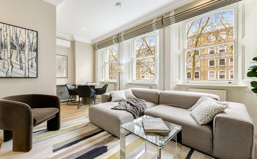 Flat Charles Street in City of Westminster