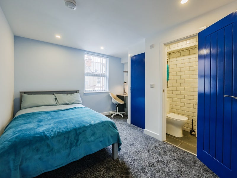 Room Ribble Road in Coventry