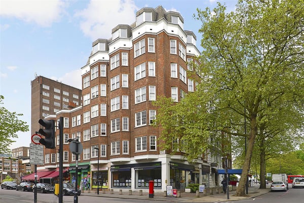 Flat Lodge Road in City of Westminster