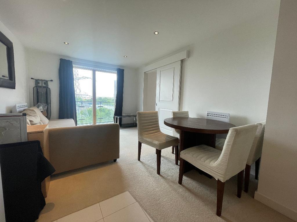 Flat Durnsford Road in Greater London