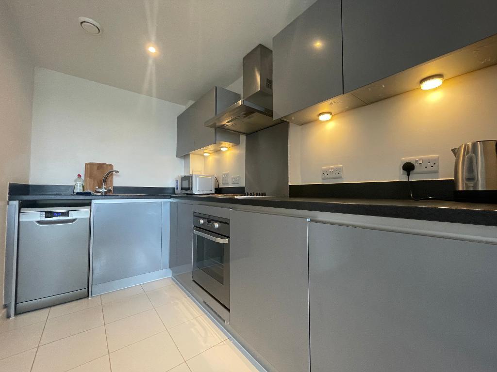 Flat Durnsford Road in Greater London
