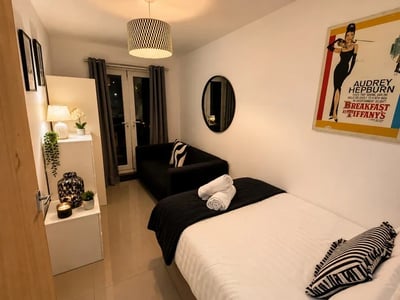 Flat Colum Place in Cardiff