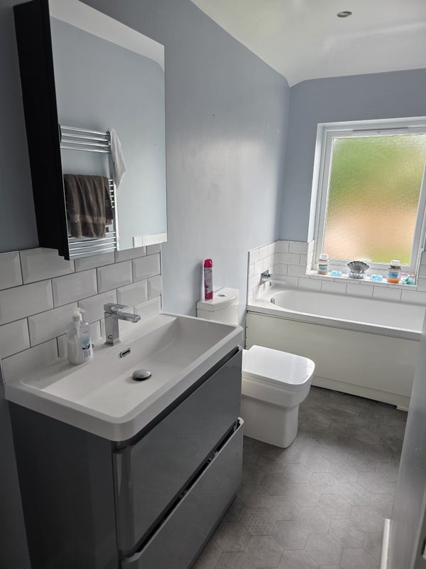 Room Meadow Grove in Bristol
