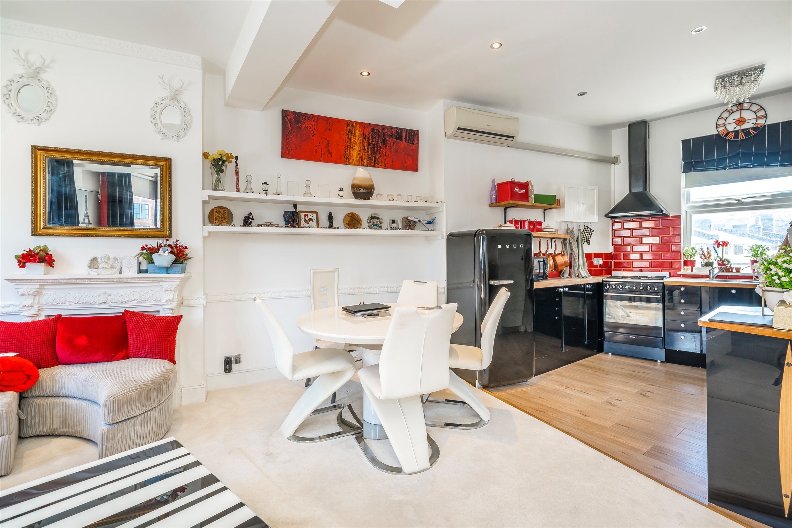 Flat Fulham Road in Greater London