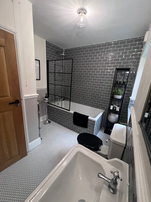 Room Lyons Fold in Trafford