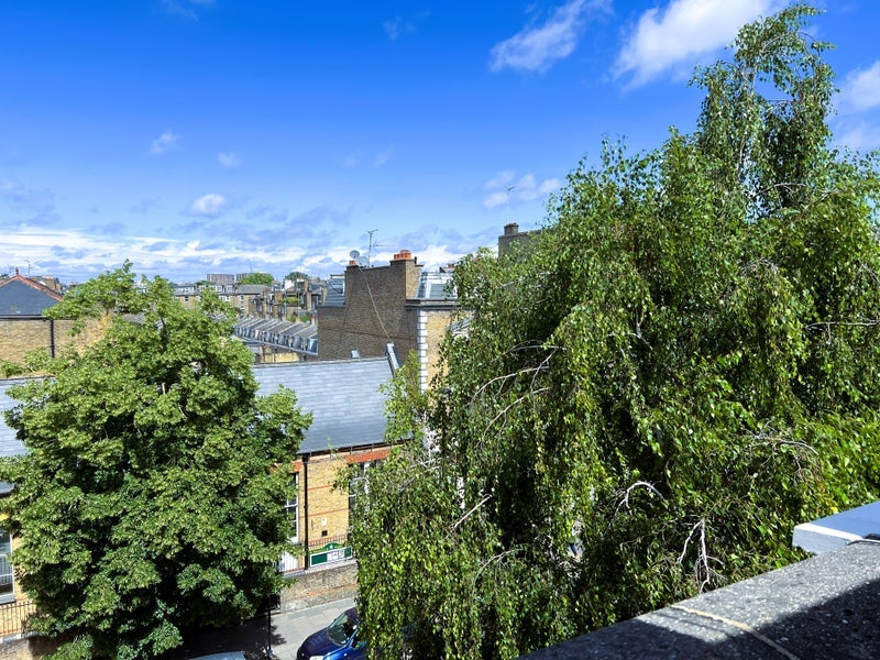Room Bristol Gardens in City of Westminster