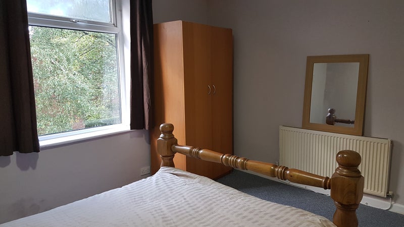 Room Village Street in Salford
