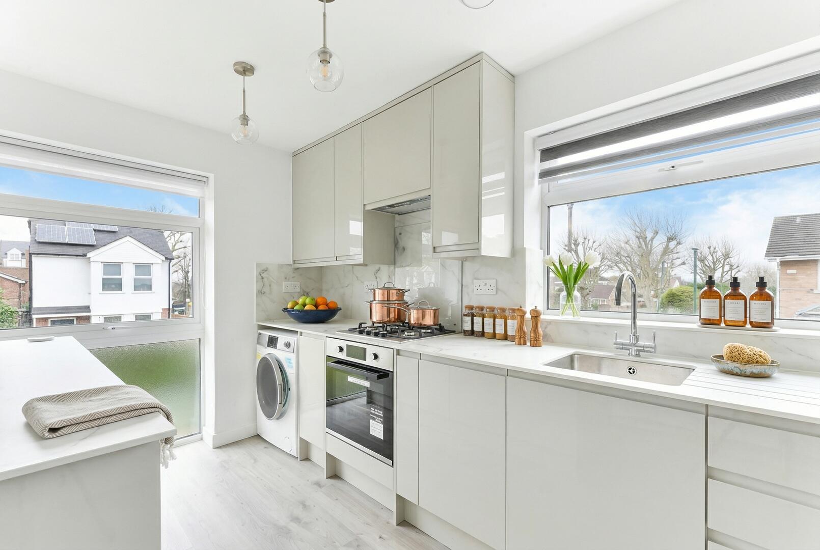 Flat Balmoral Road in Greater London