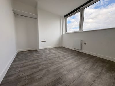 Flat Coventry Road in Birmingham