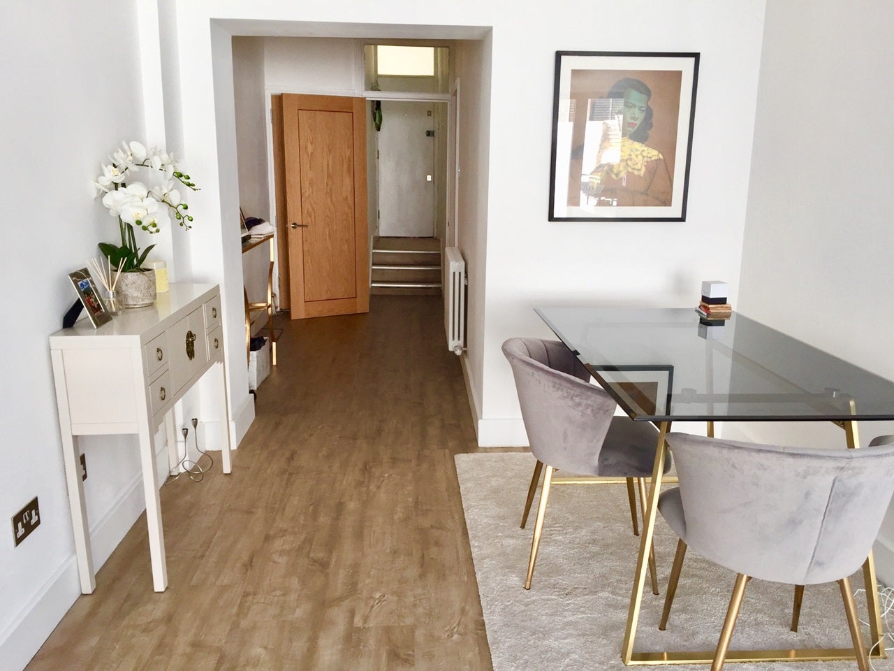 Flat Fernside Road in Greater London
