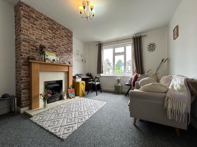 Flat Michaelmas Road in Coventry