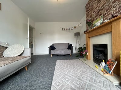 Flat Michaelmas Road in Coventry