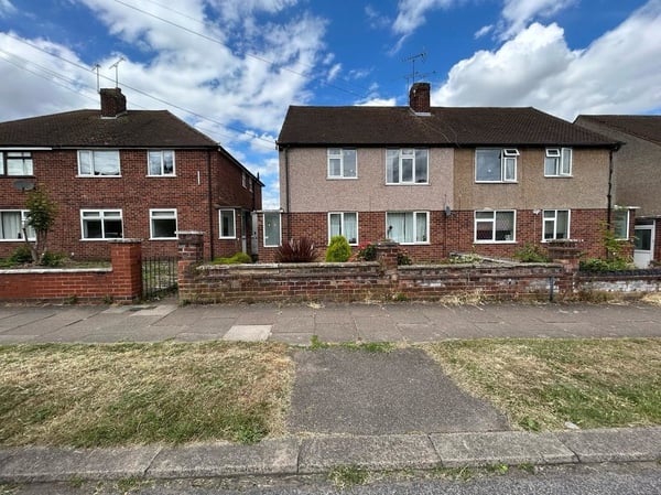 Flat Michaelmas Road in Coventry