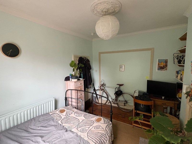 Room York Road in Bristol