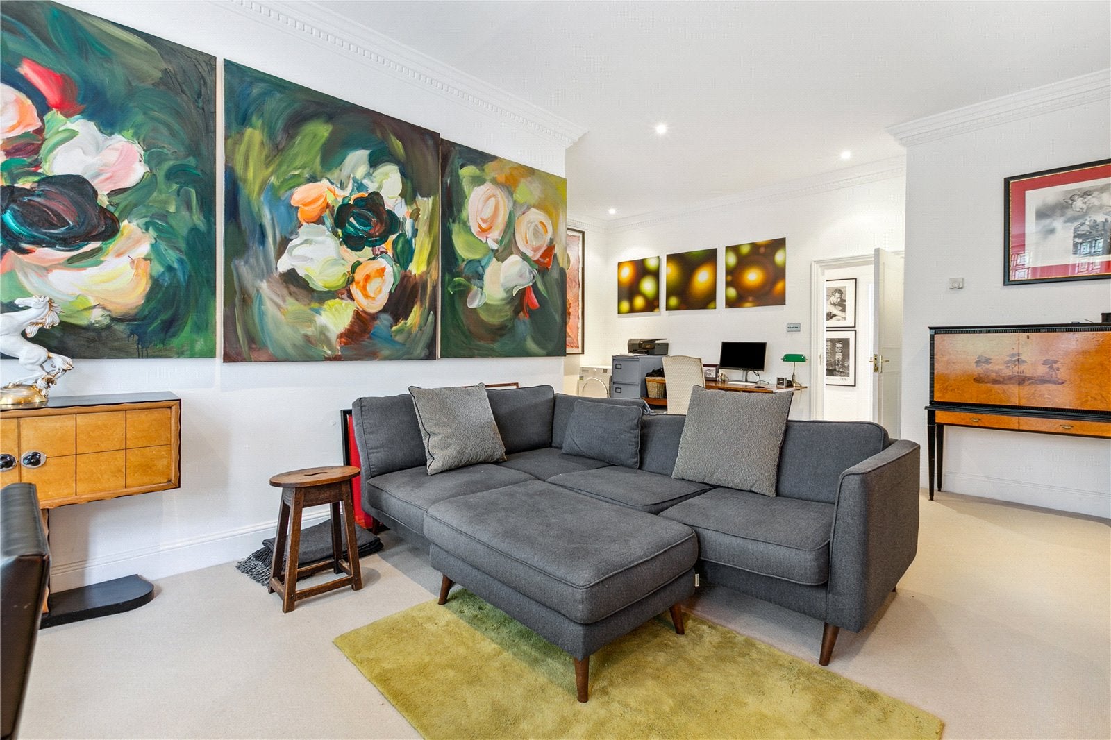 Flat Lower Sloane Street in Greater London