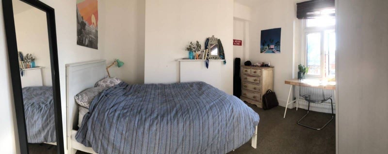 Room Brecknock Road in Greater London