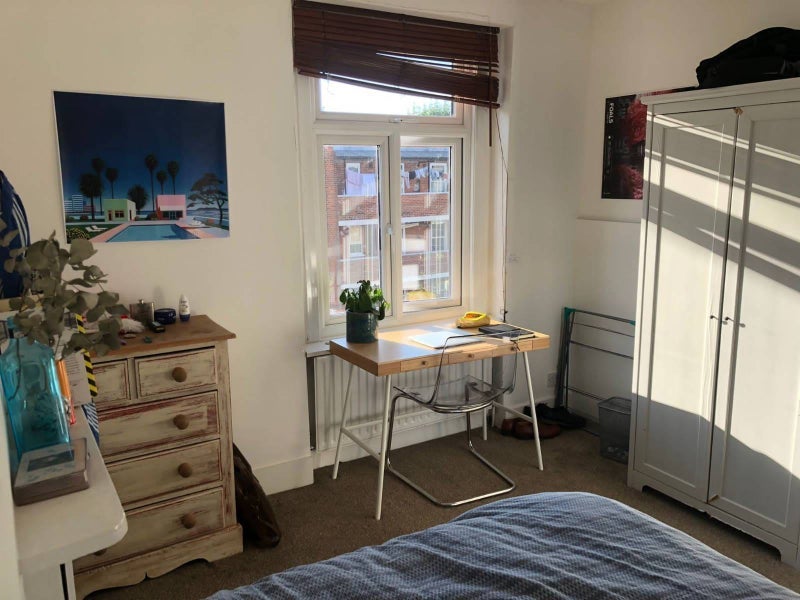 Room Brecknock Road in Greater London