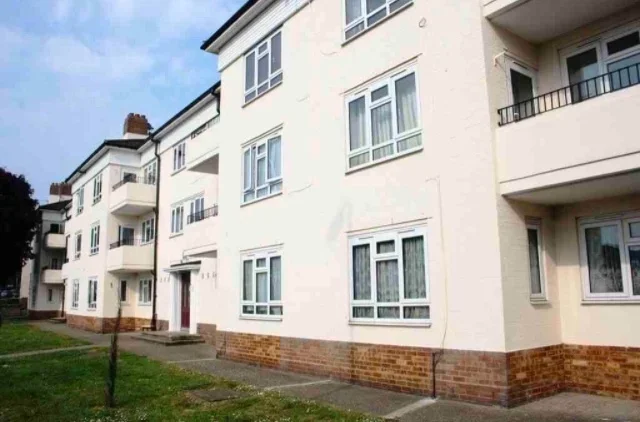 Flat Tylney Road in Greater London