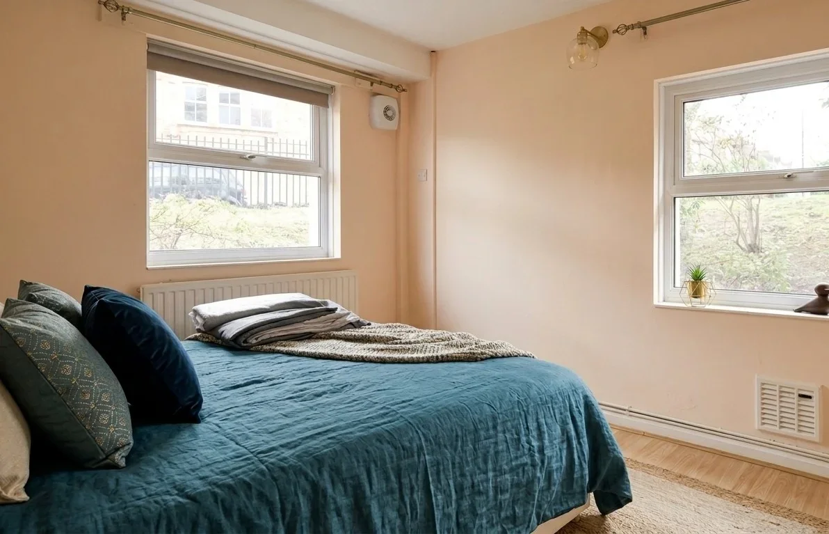 Room Cormont Road in Greater London