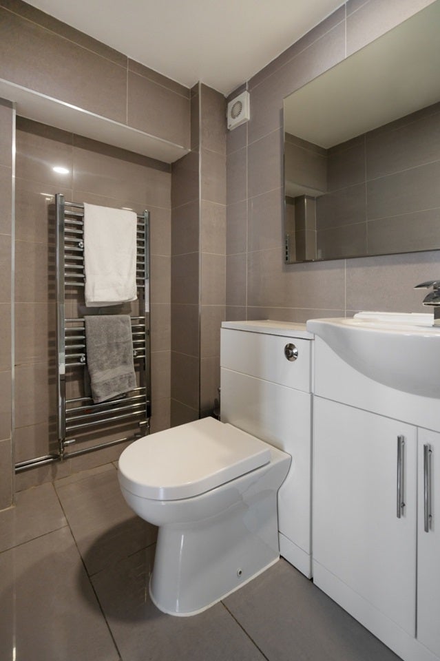 Room Bethnal Green Road in Greater London