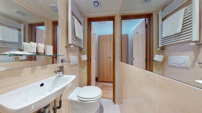Flat Cartwright Gardens in Greater London