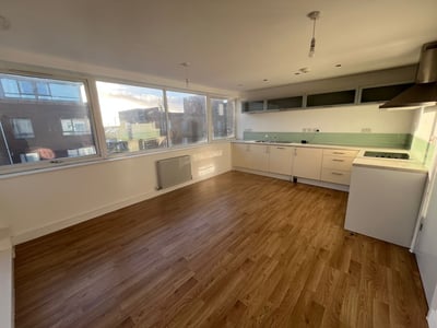 Flat Carlett View in Liverpool