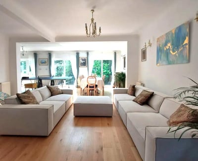 House Uphill Grove in Greater London