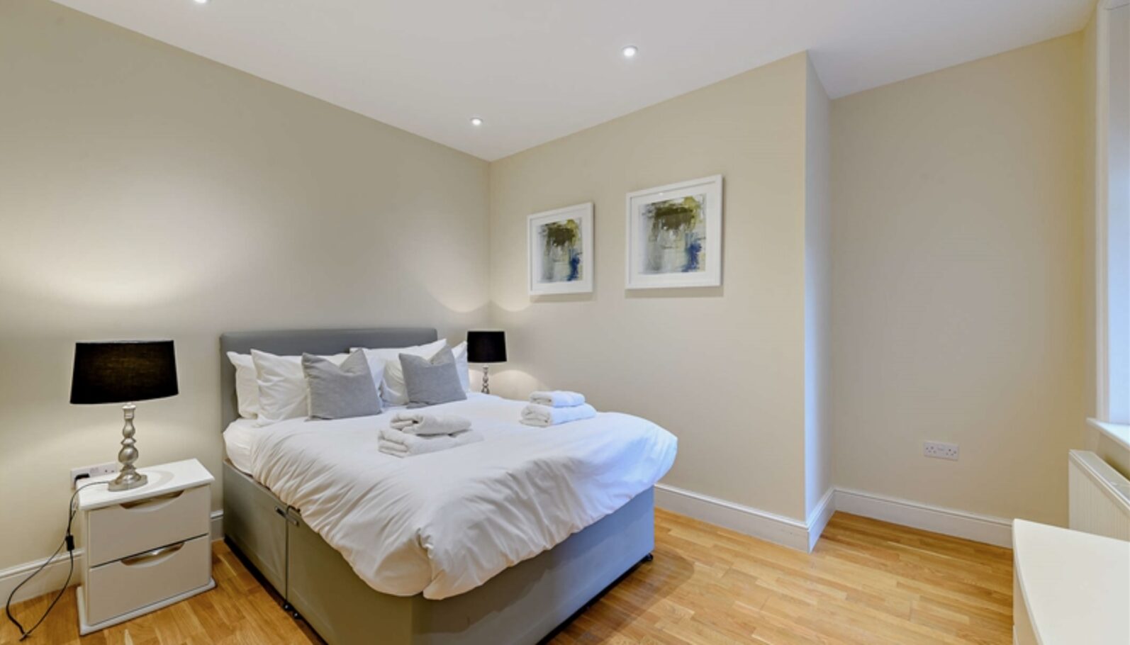 Flat Hamlet Gardens in Greater London