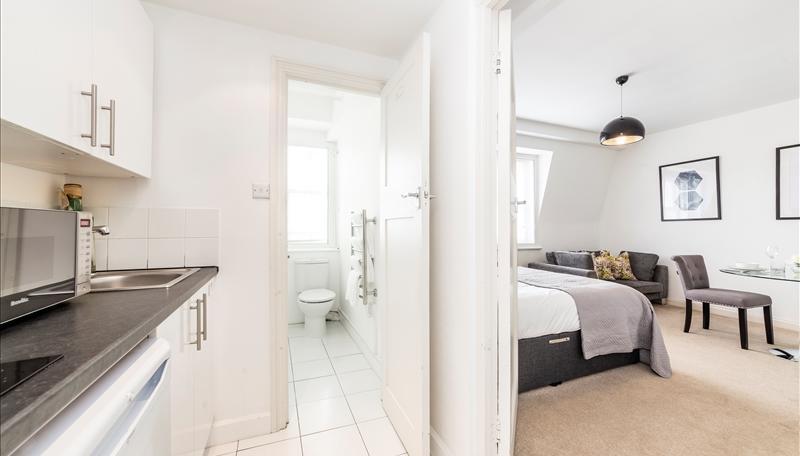 Flat Waverton Street in City of Westminster