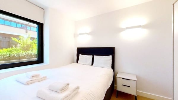 Flat Great West Road in Greater London