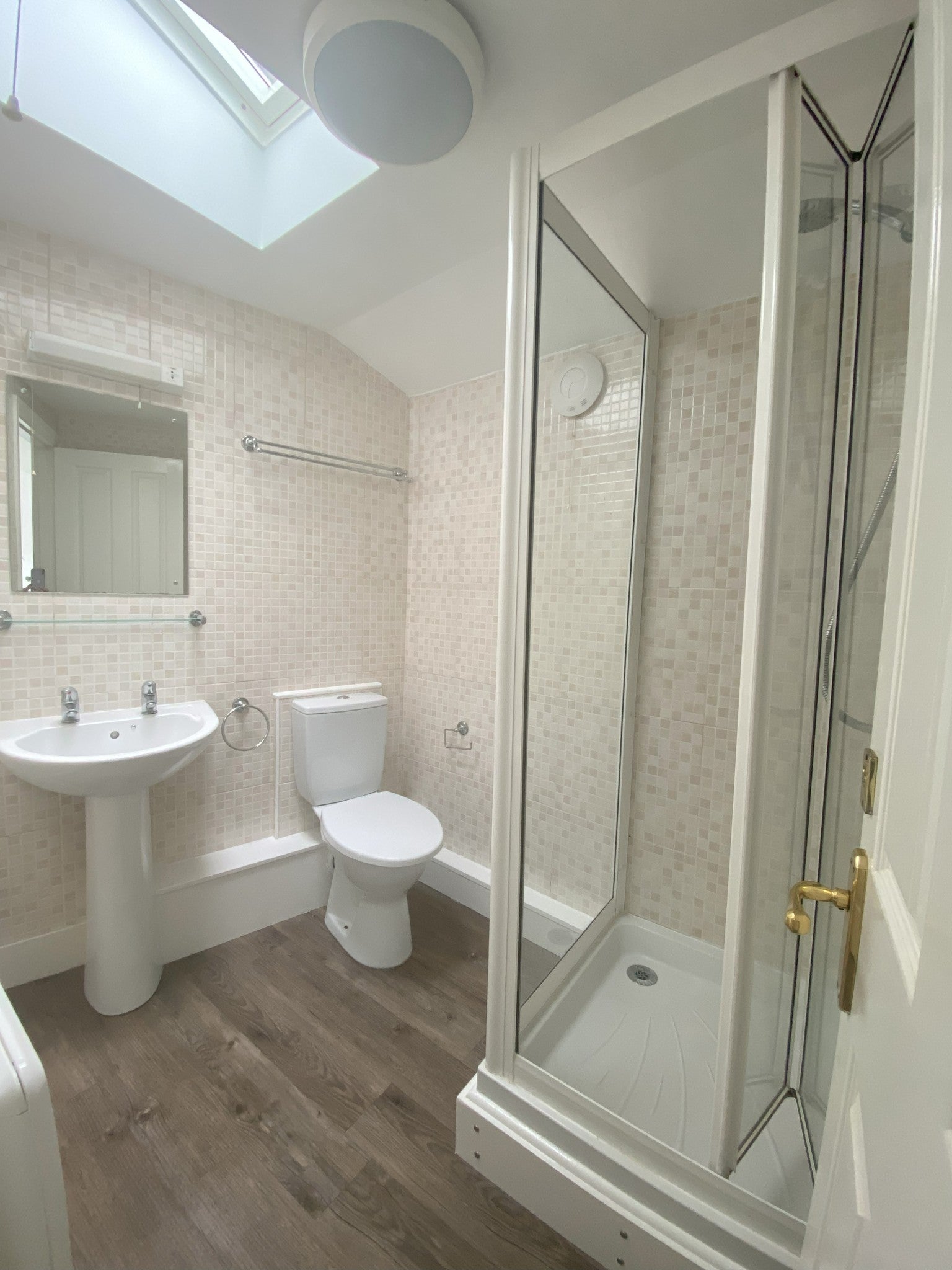 Flat Stanstead Road in Greater London