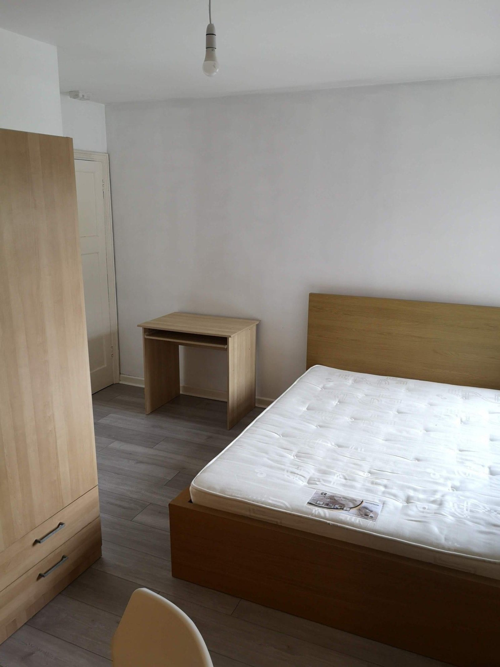Room Woodstock Court in Epsom and Ewell