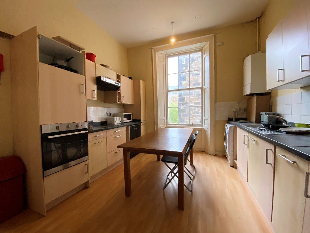 Flat Newington Road in City of Edinburgh