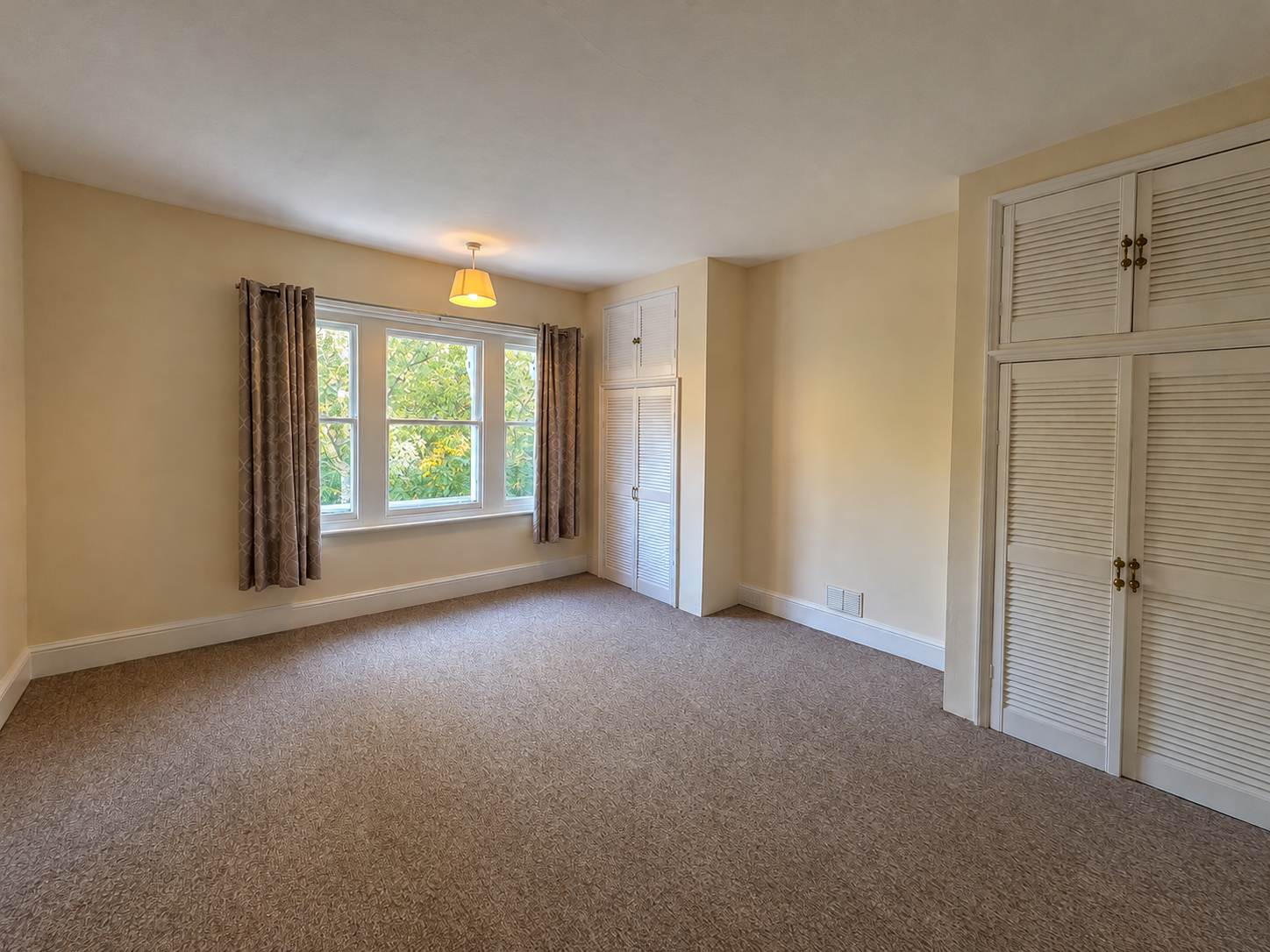 Flat Linden Park Road in Tunbridge Wells