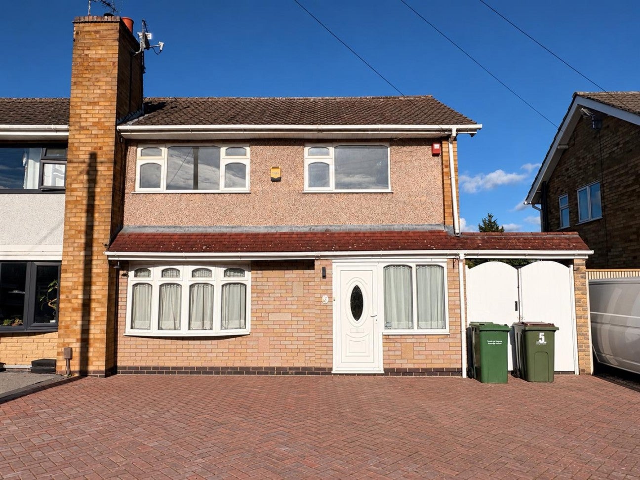 House Lincoln Drive in Oadby and Wigston