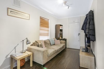 Flat Wandsworth Road in Greater London
