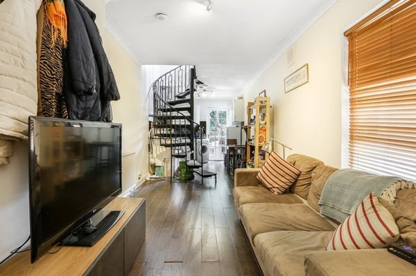 Flat Wandsworth Road in Greater London