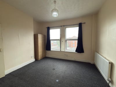 Flat Heron Mews in Greater London