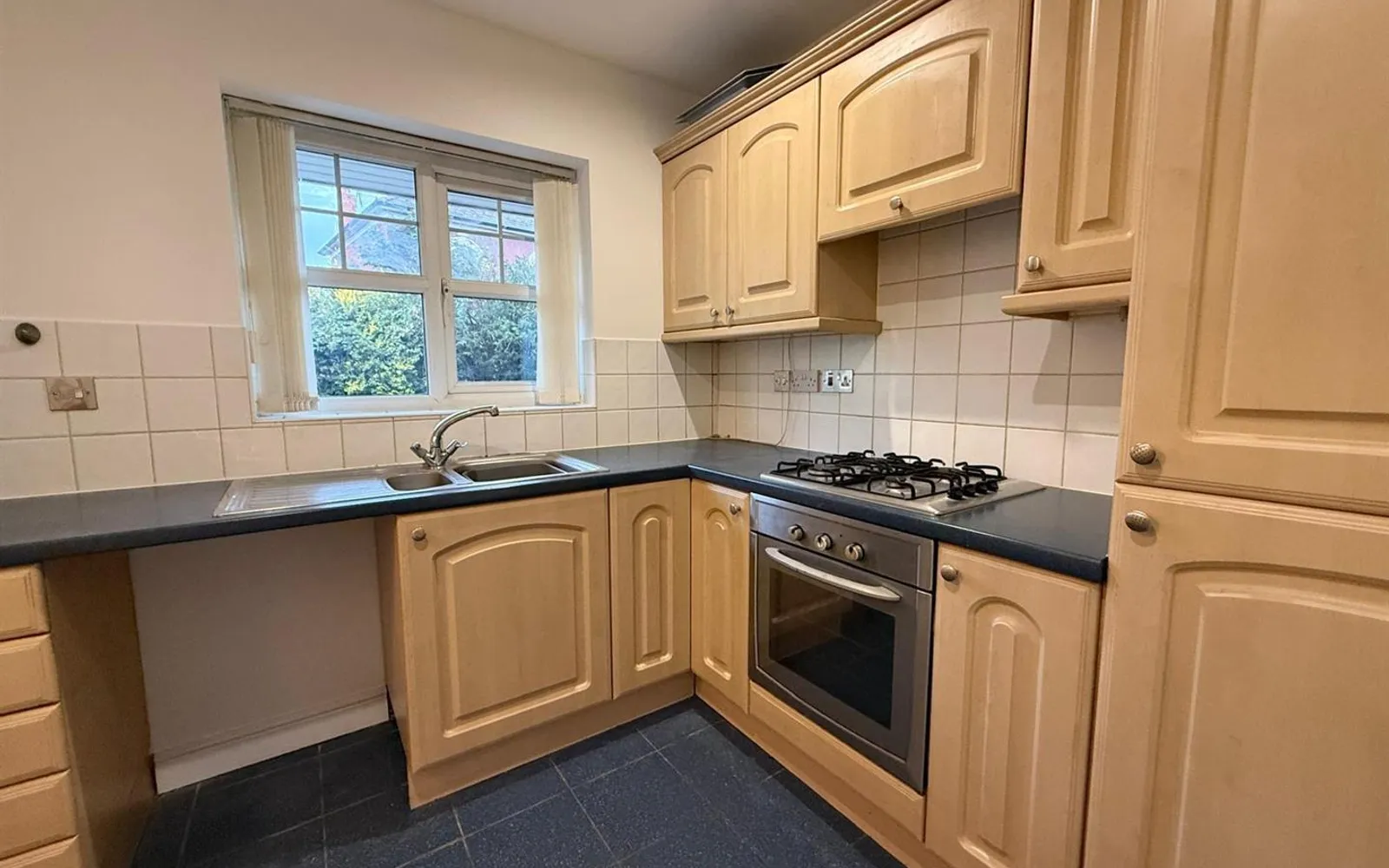 House Windmill Hill in Dudley